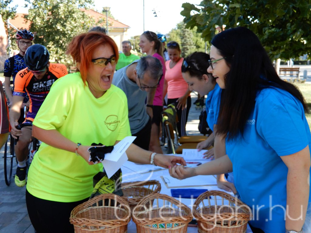 Kerékpártúra az autópályán 04